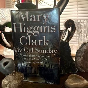 Hardcover Book Novel by Mary Higgins Clark